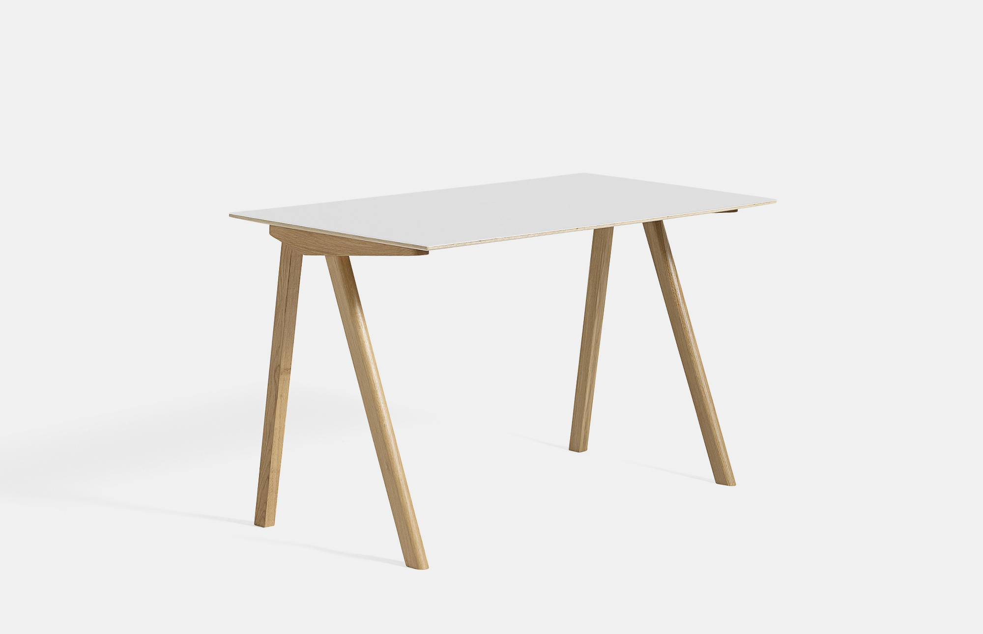 10072 0ada07dd7f 2635353009000 Cph 90 Desk L130xw65 White Laminate Top Wb Lacquer Oak Base Portrait