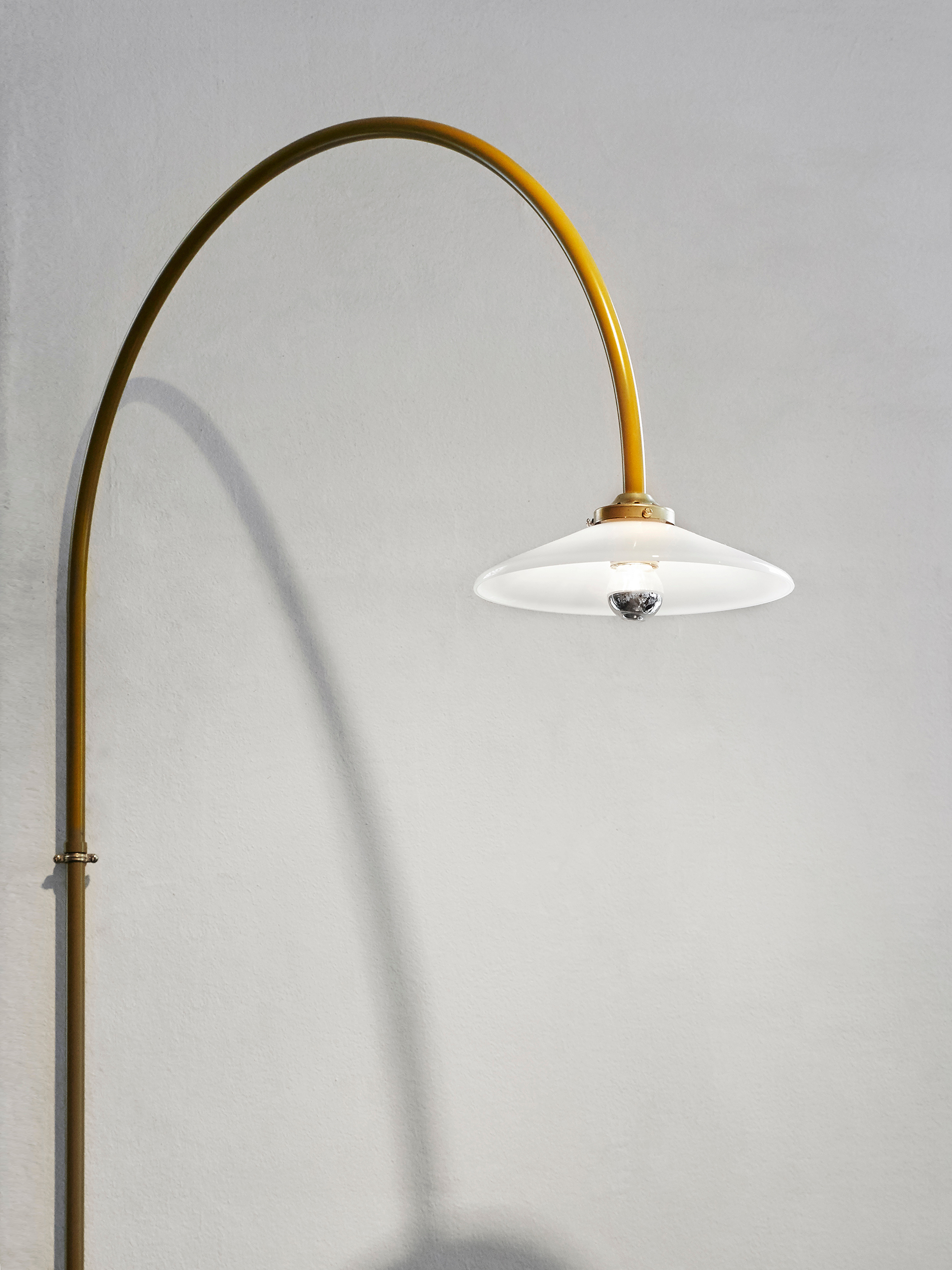 10766 5f10333ff7 Hanginglamp2 Kopia Portrait