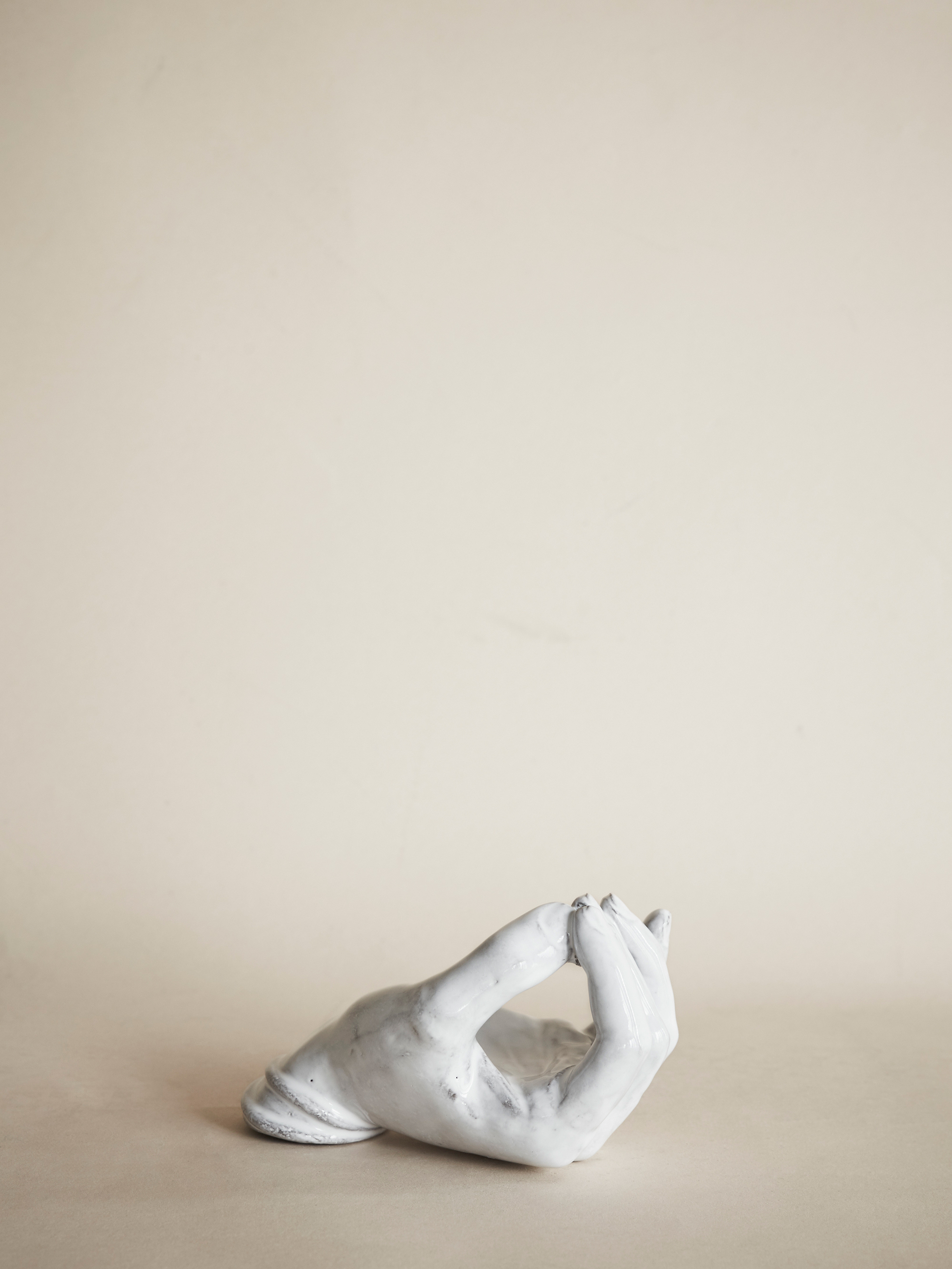 26278 E05f3f892a Encsrn1 Serena Hand Incense Holder Portrait