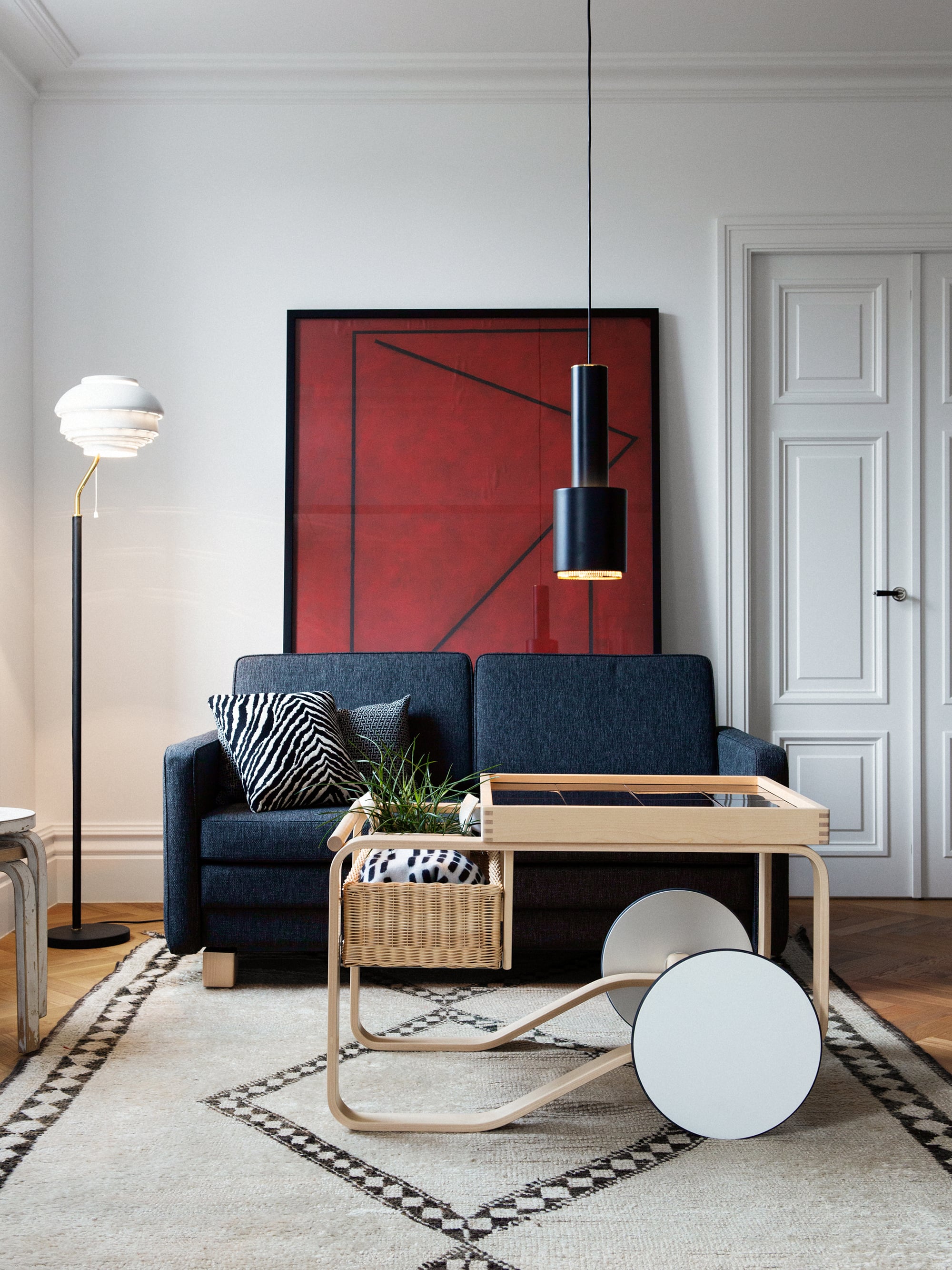 30879 A2de2dcfb5 1835351 Floor Light A808 Pendant Light A110 Hand Grenade Tea Trolley 900 Sofa Bed 549 Master Portrait