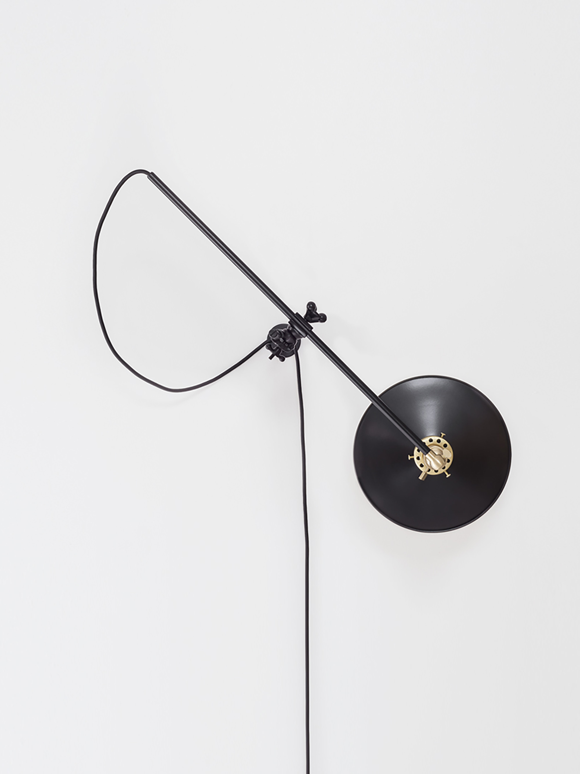 32830 07b8634006 Wall Lamp Middle Portrait