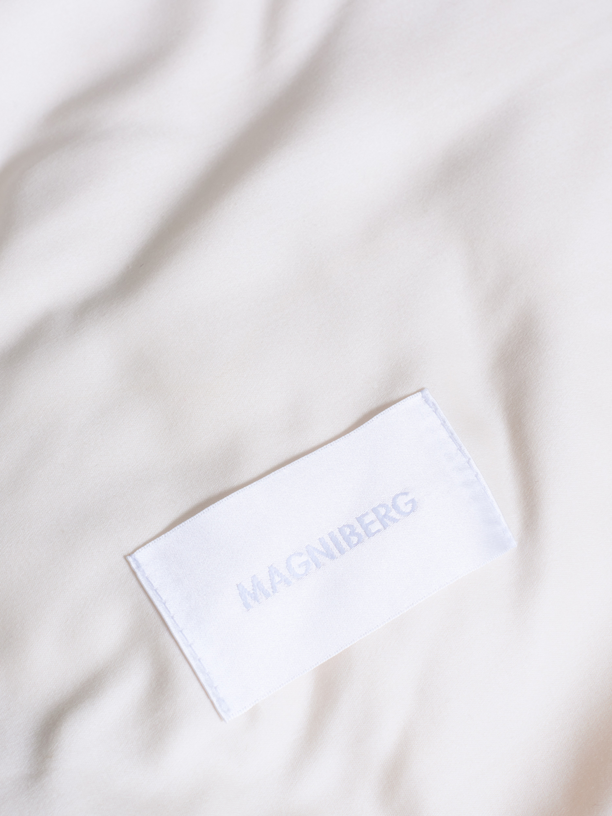 34603 6408f11663 Magniberg Duvet Pure Sateen Pearl 088654823 Portrait