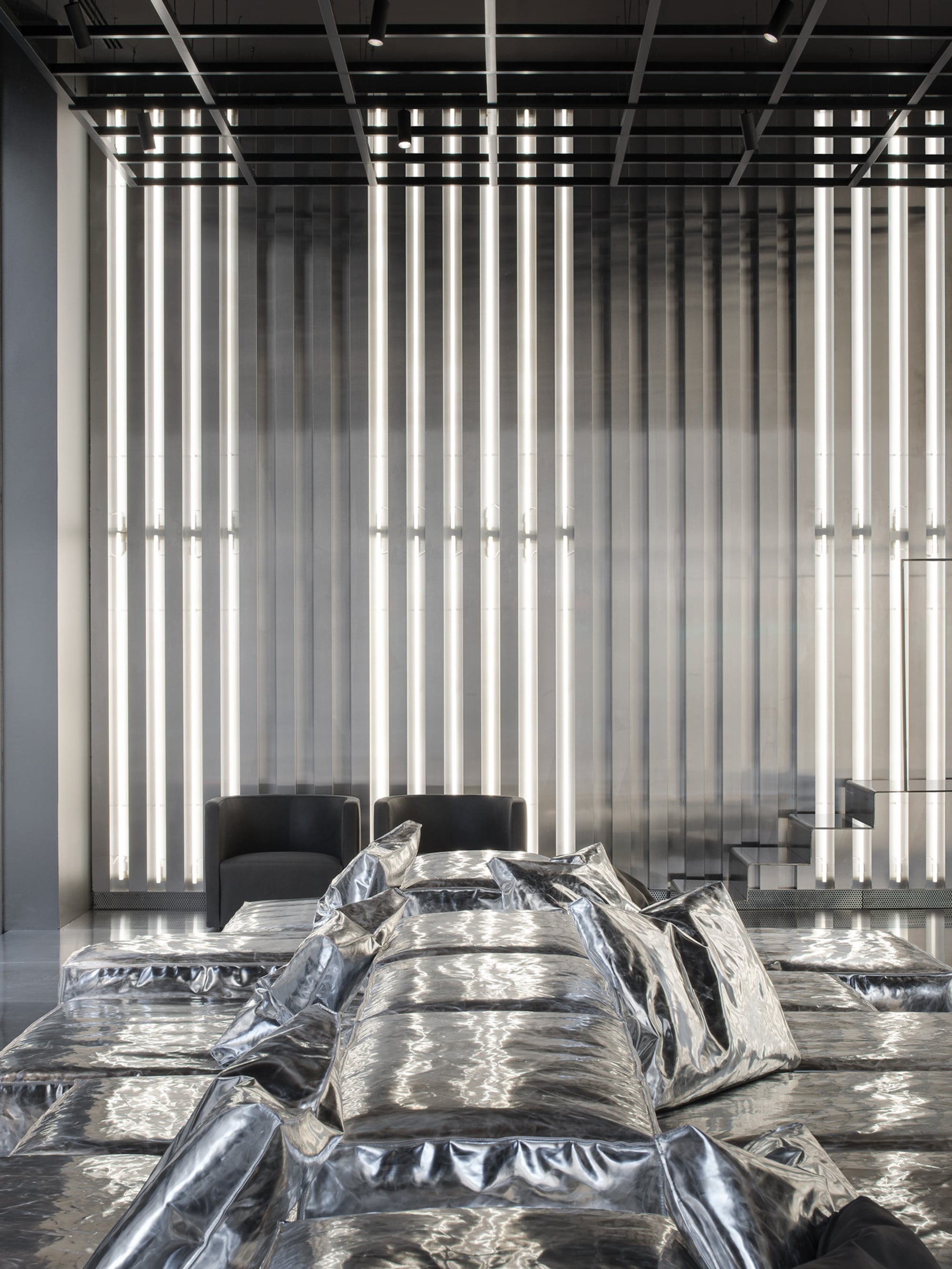 42359 3c4eac6ef1 Living Divani Gallery Milano 07 Portrait