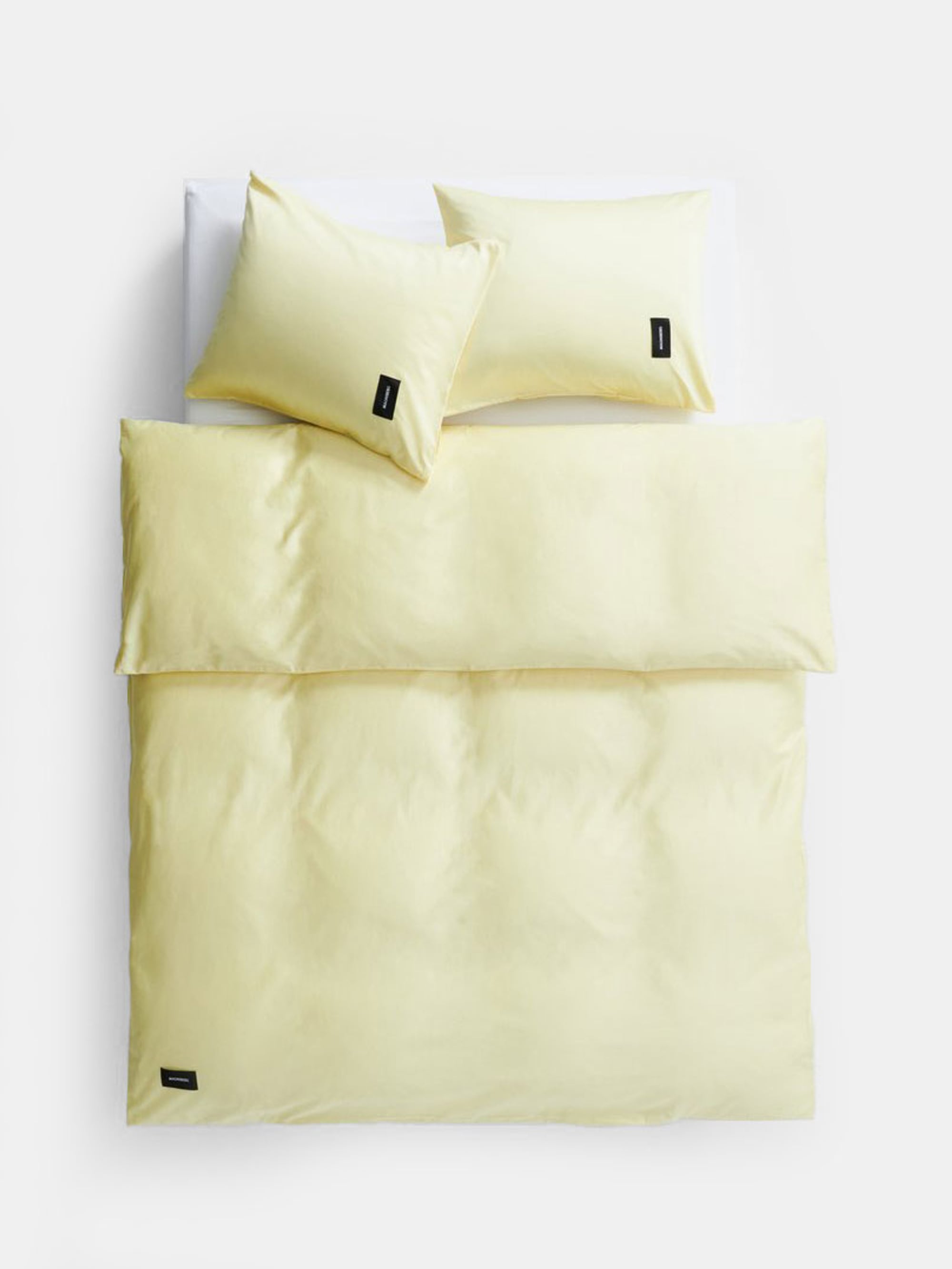 42668 Dbf0deb52b 41740 A0958ea0d2 Magniberg Duvet Pure Sateen Lemonade 0277 1000xprogressive 1 Original Portrait