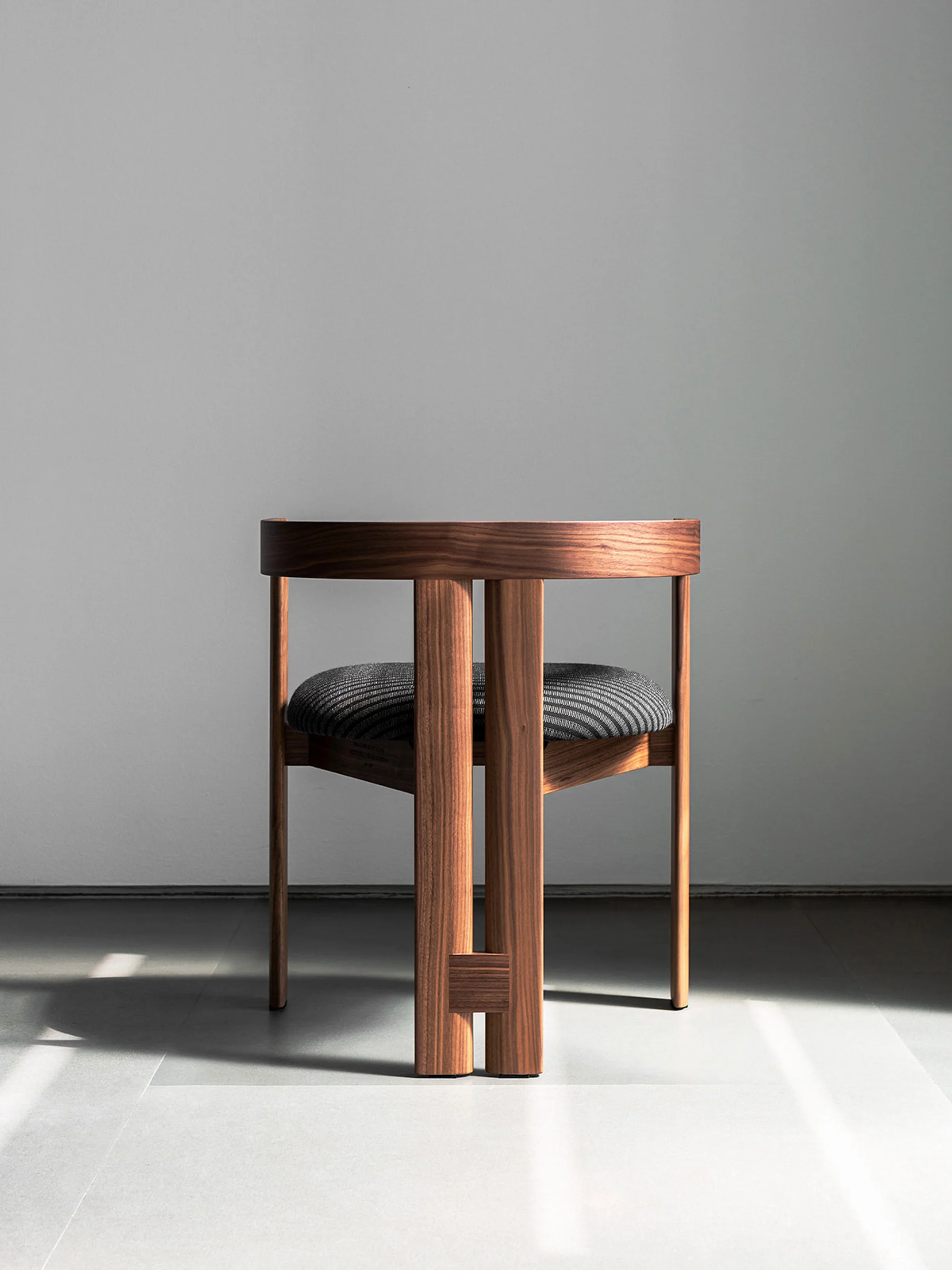 44505 A66014a1e1 Tacchini Pigreco 03 Portrait