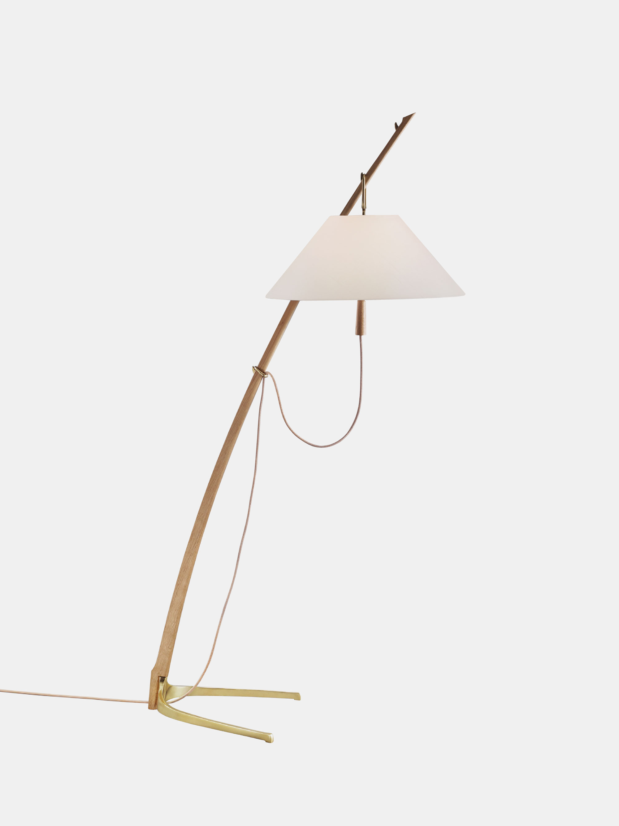 46829 Db2eb63cf7 Dornstab Oak Brass Portrait
