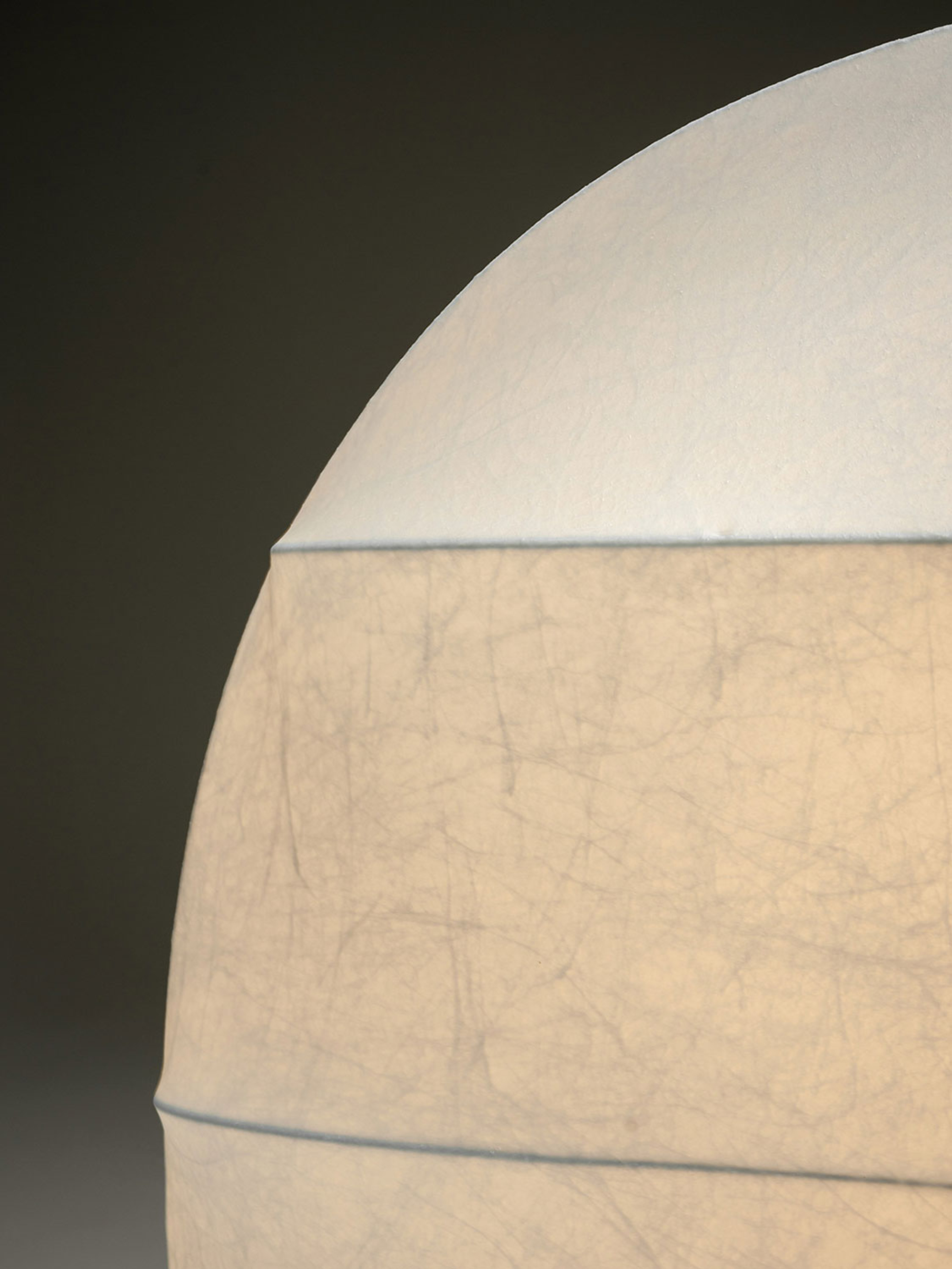 46874 98ec1000bf Tacchini Gunta Closeup93799 Portrait