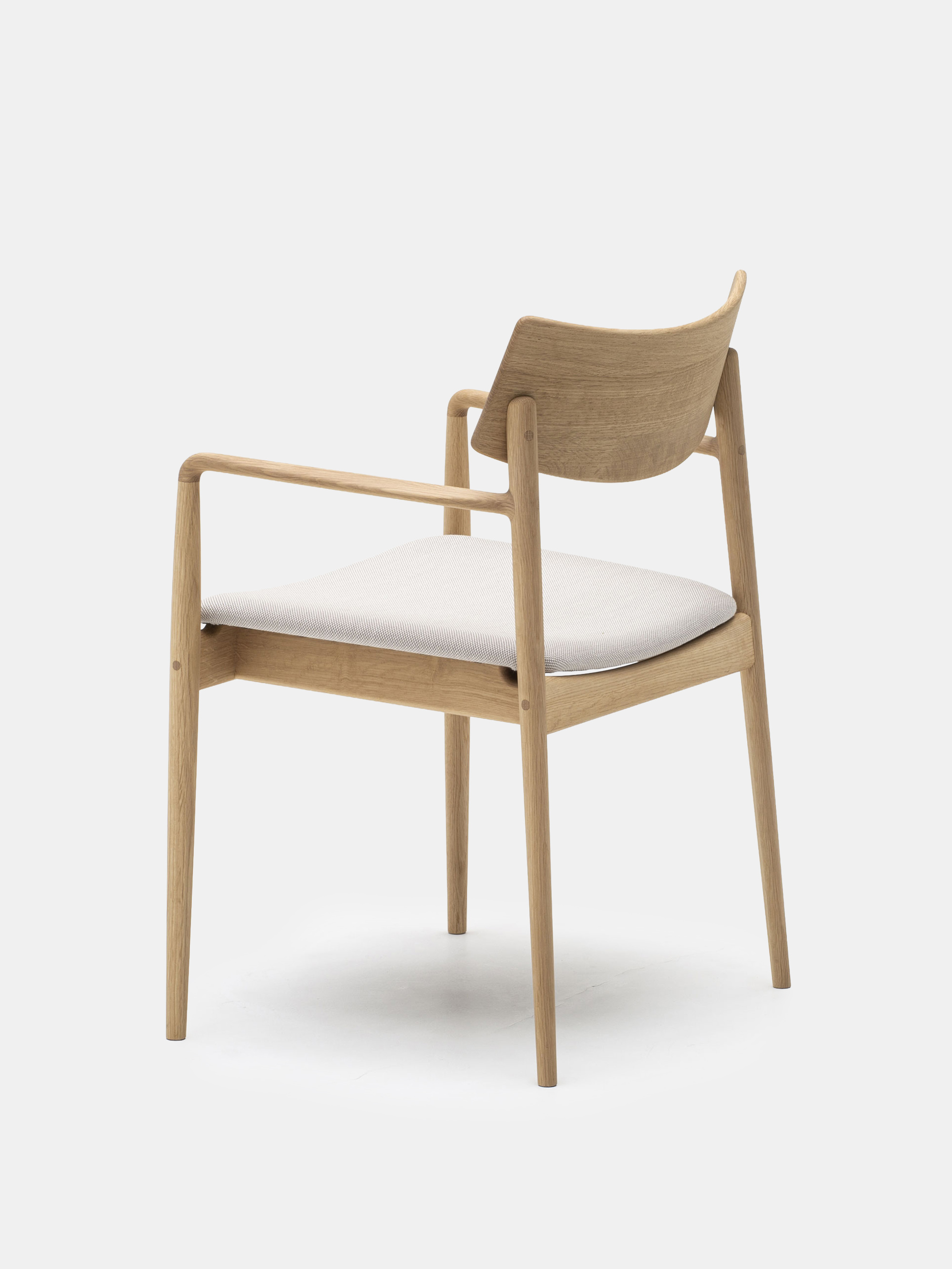 50510 8272ff3d73 A Dc02 Dining Chair Side Portrait
