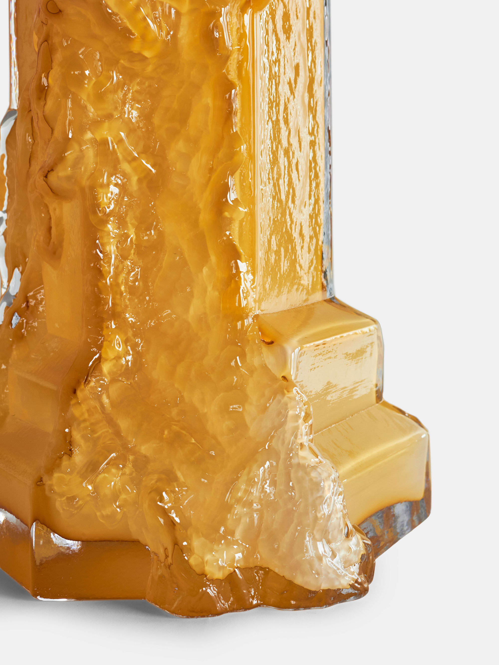 52487 3e2e56e7a3 Rocky Baroque Vase Honey 6 Portrait