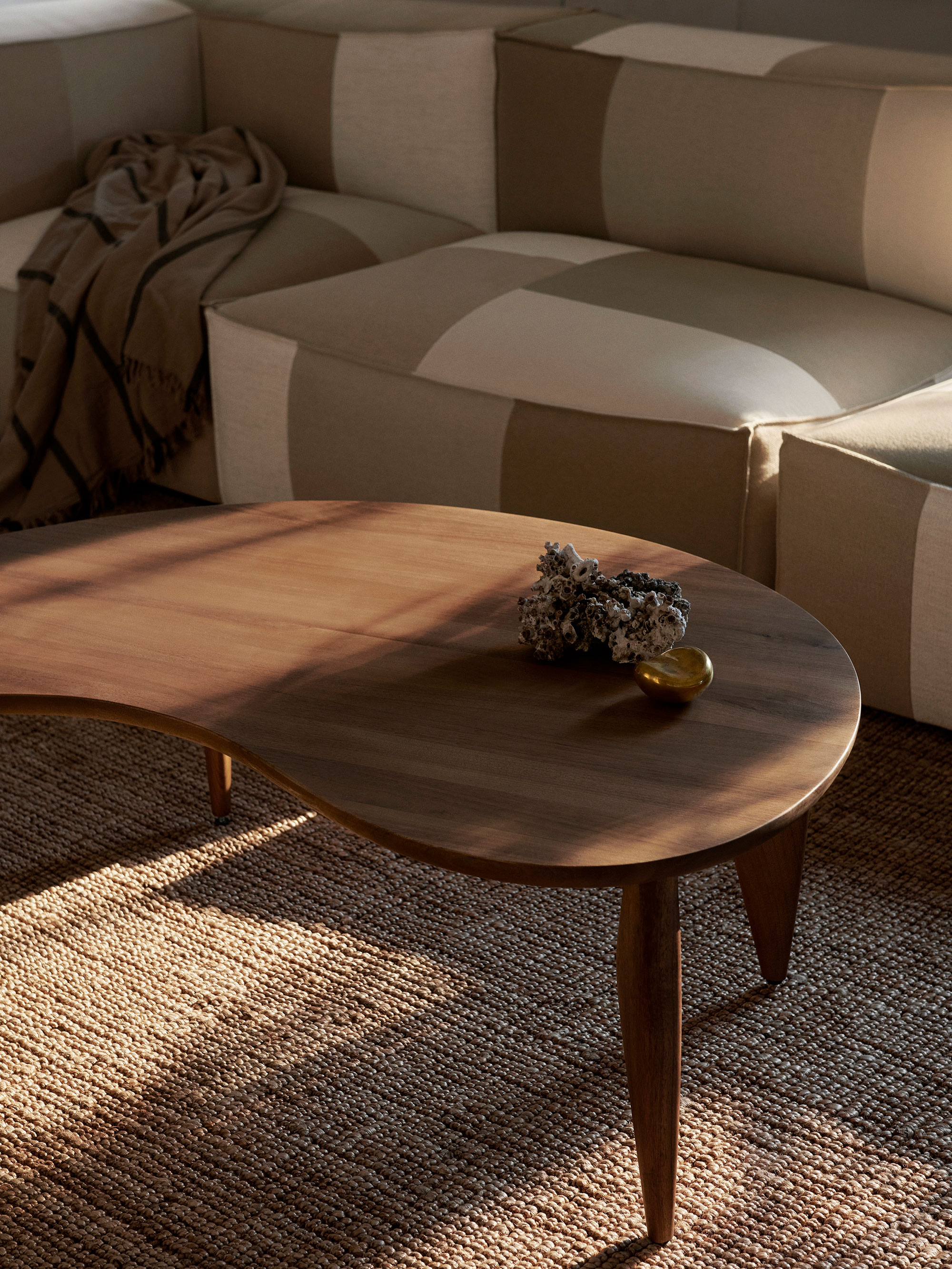 53921 E150c16355 Fermliving Ss23 Fevecoffeetable 1104266418 Image 01 Portrait
