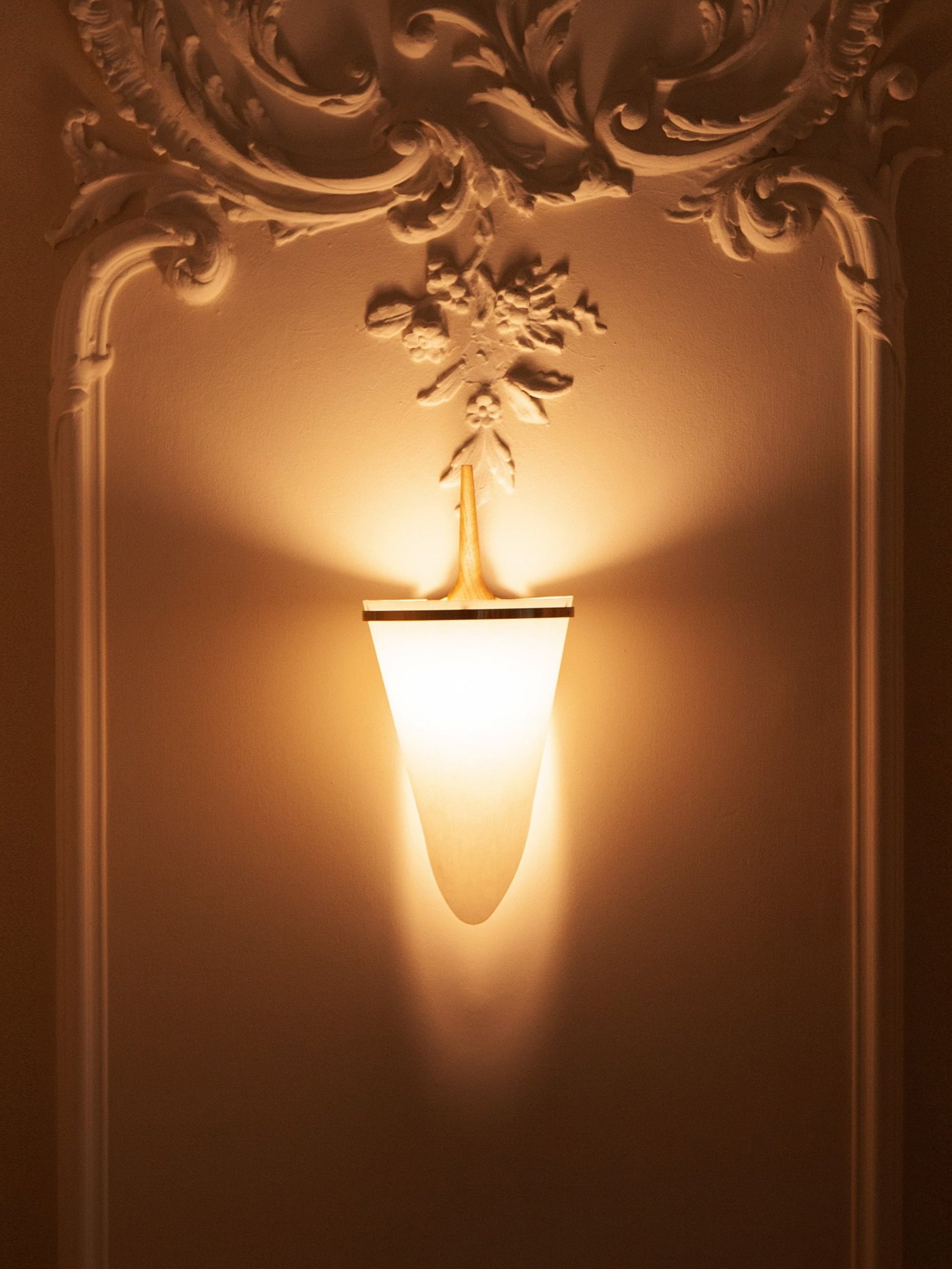 55888 65a2330ae0 Classic Wall Lamp 2 Portrait