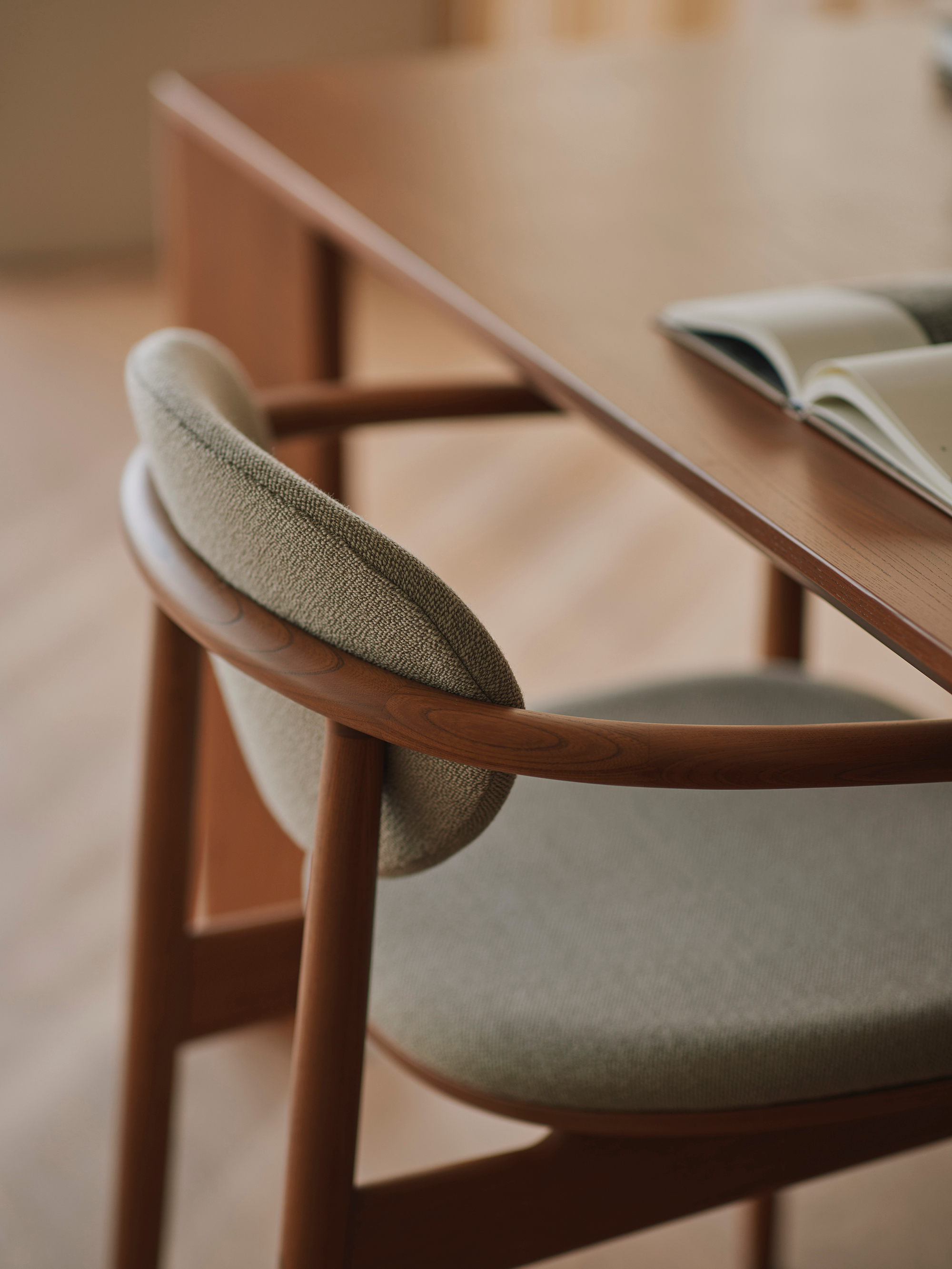 56971 A0ee0e6ded A Dc04 Dining Chair 7124452 Portrait