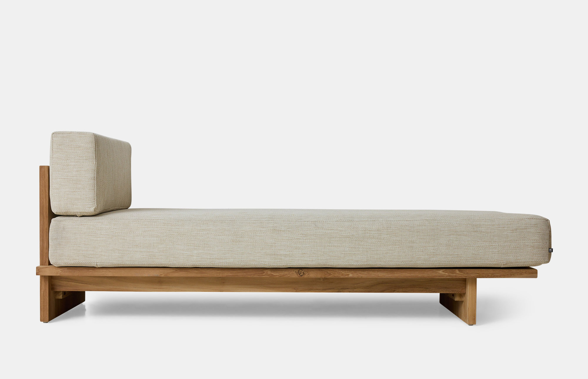 57538 D6ab0e8904 Daybed125971 Portrait