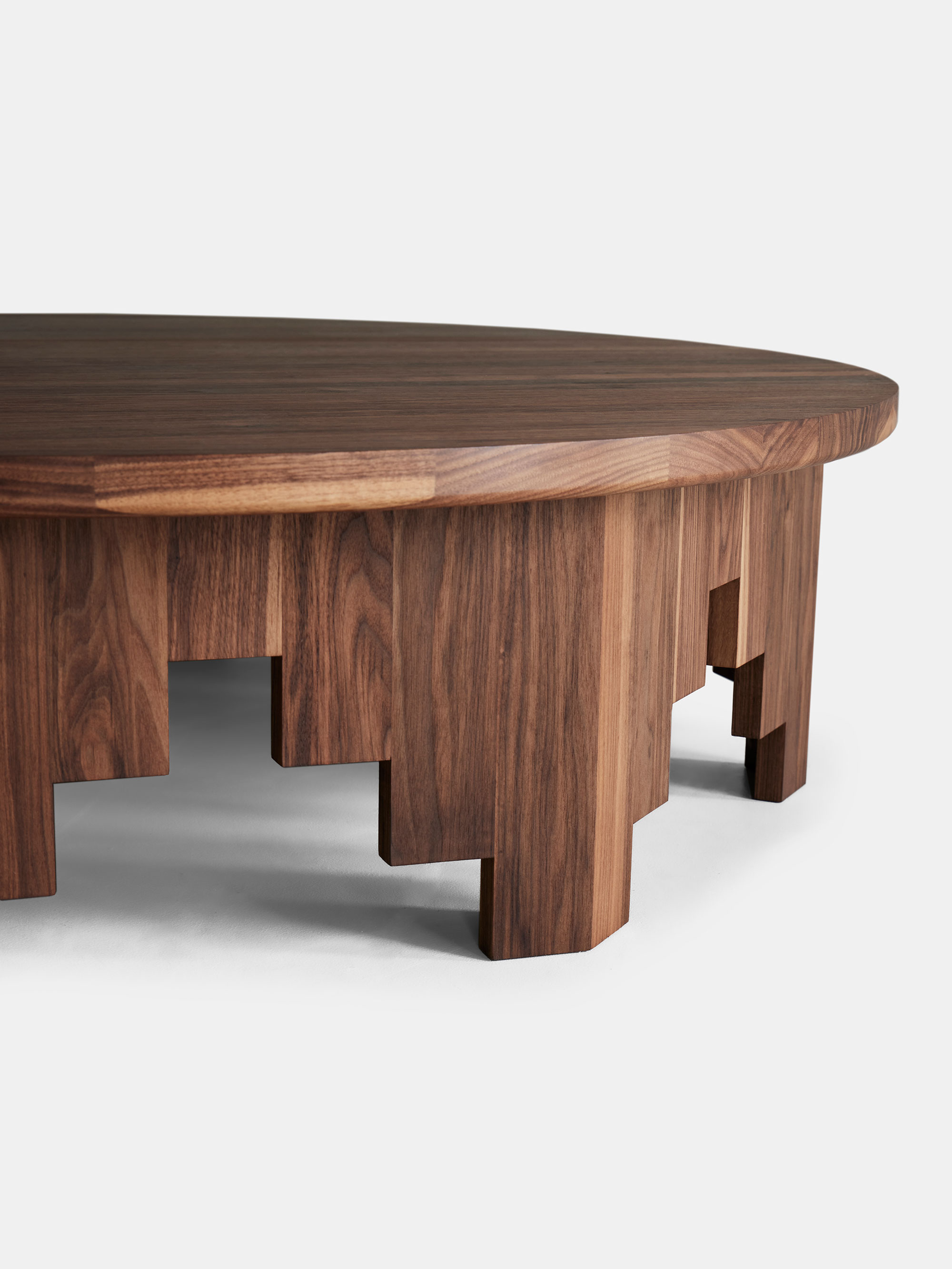 58884 Efe268eb32  Berber Sofa Table Walnut 2130588 Portrait