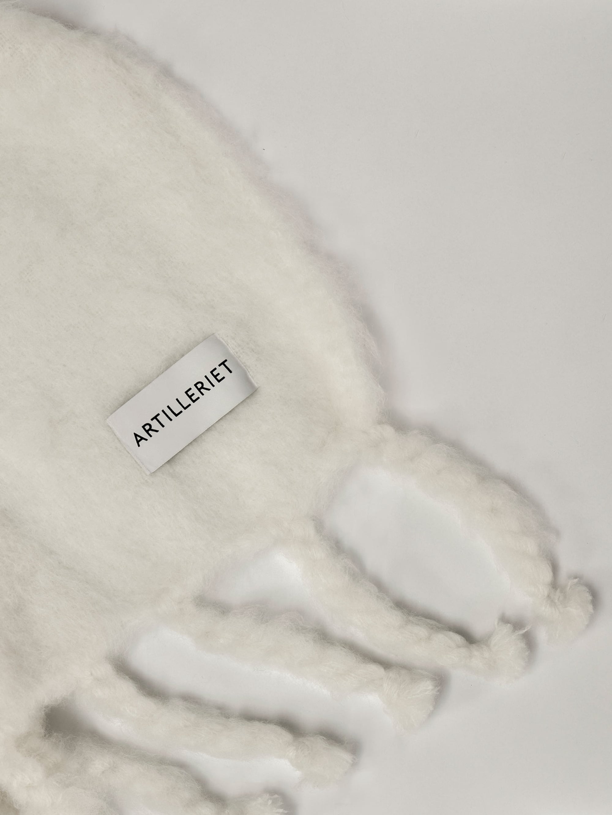 59482 Fa91461198 Artilleriet Exclusive Mohair Throw 130x210 Cm Ref 1 1 Portrait