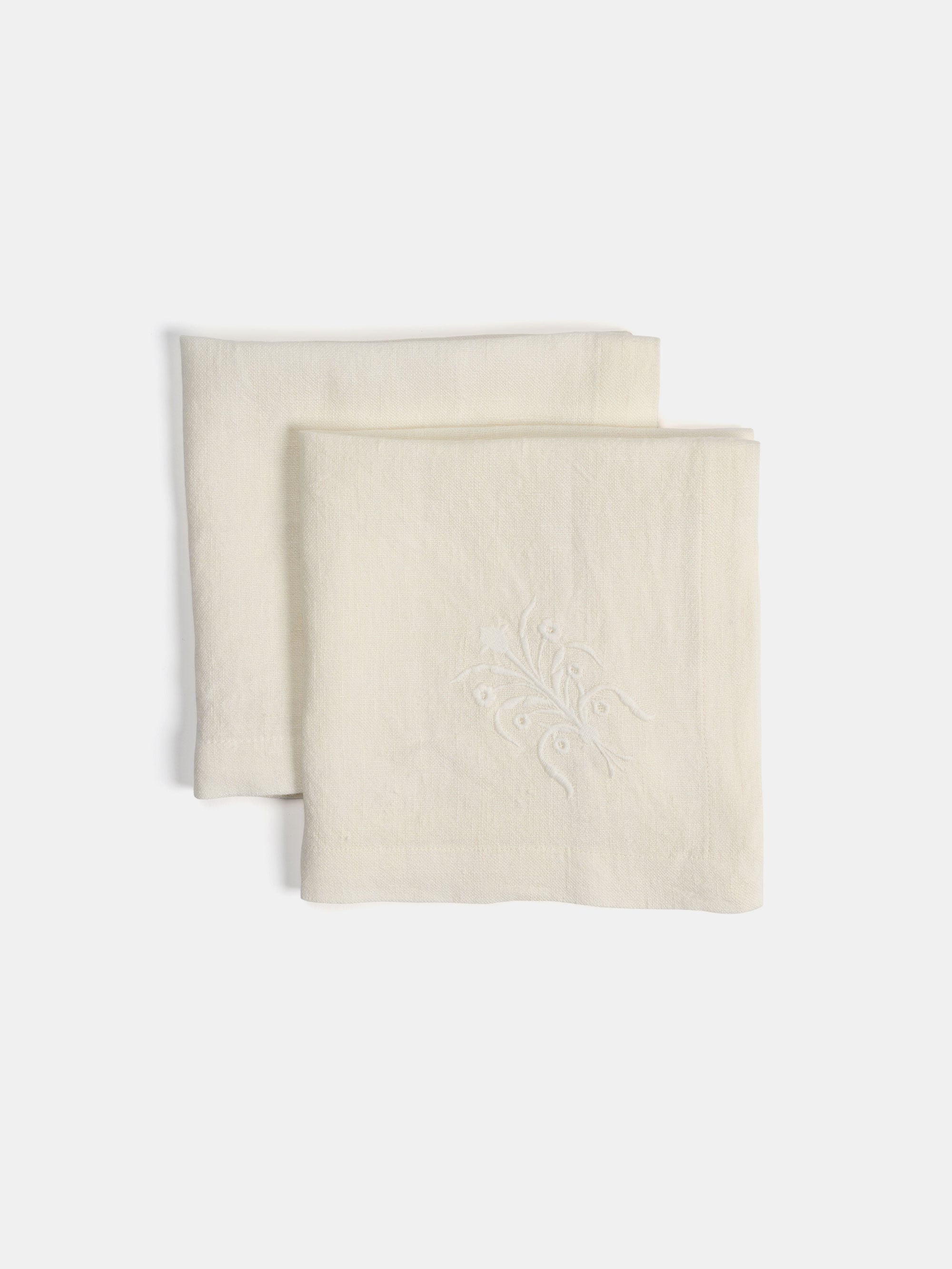 59619 0afbf3cbf0 The Floral Napkin 40x40cm White Portrait