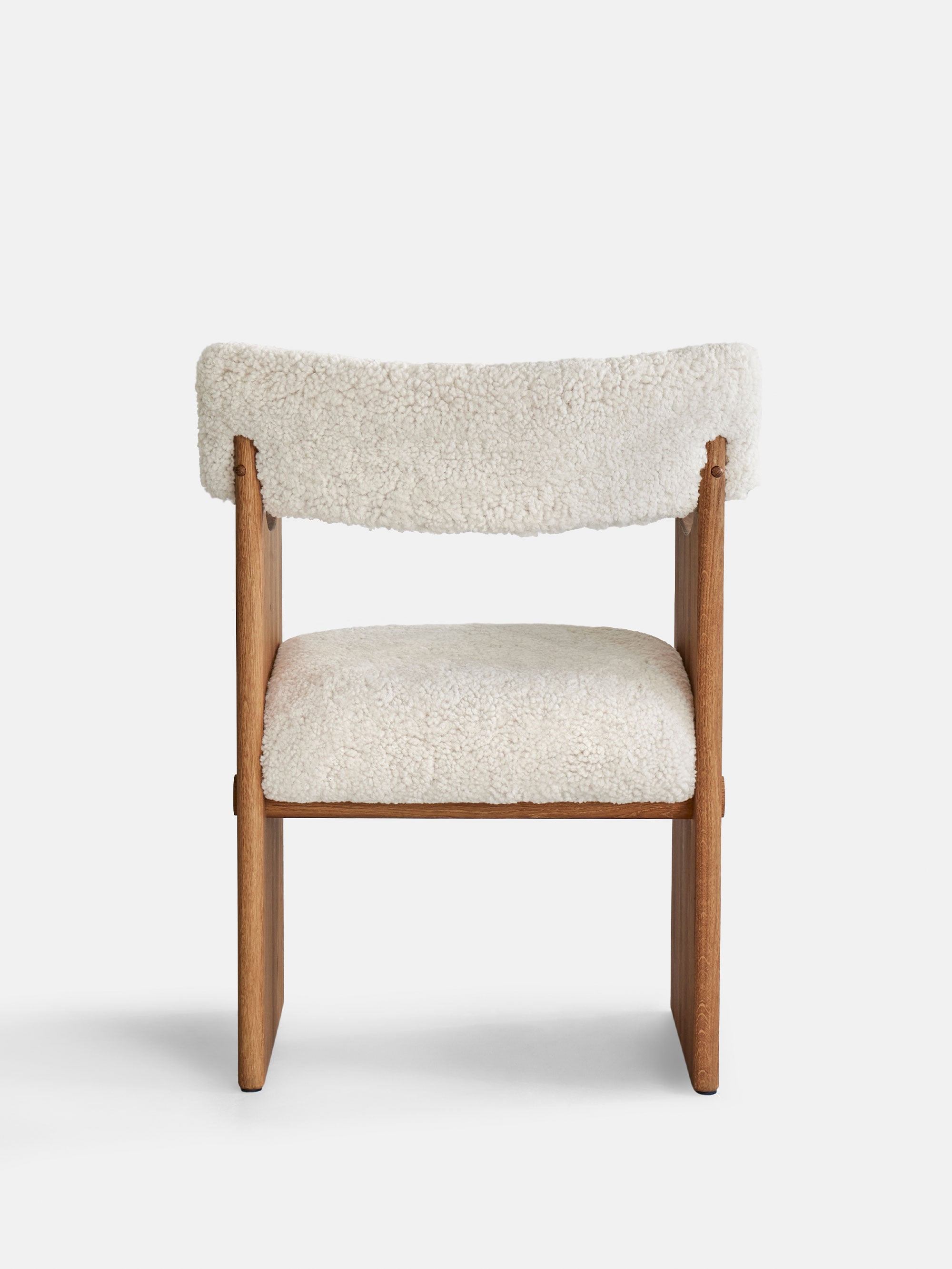 59717 61bf247104 Axel Chair 4 Portrait