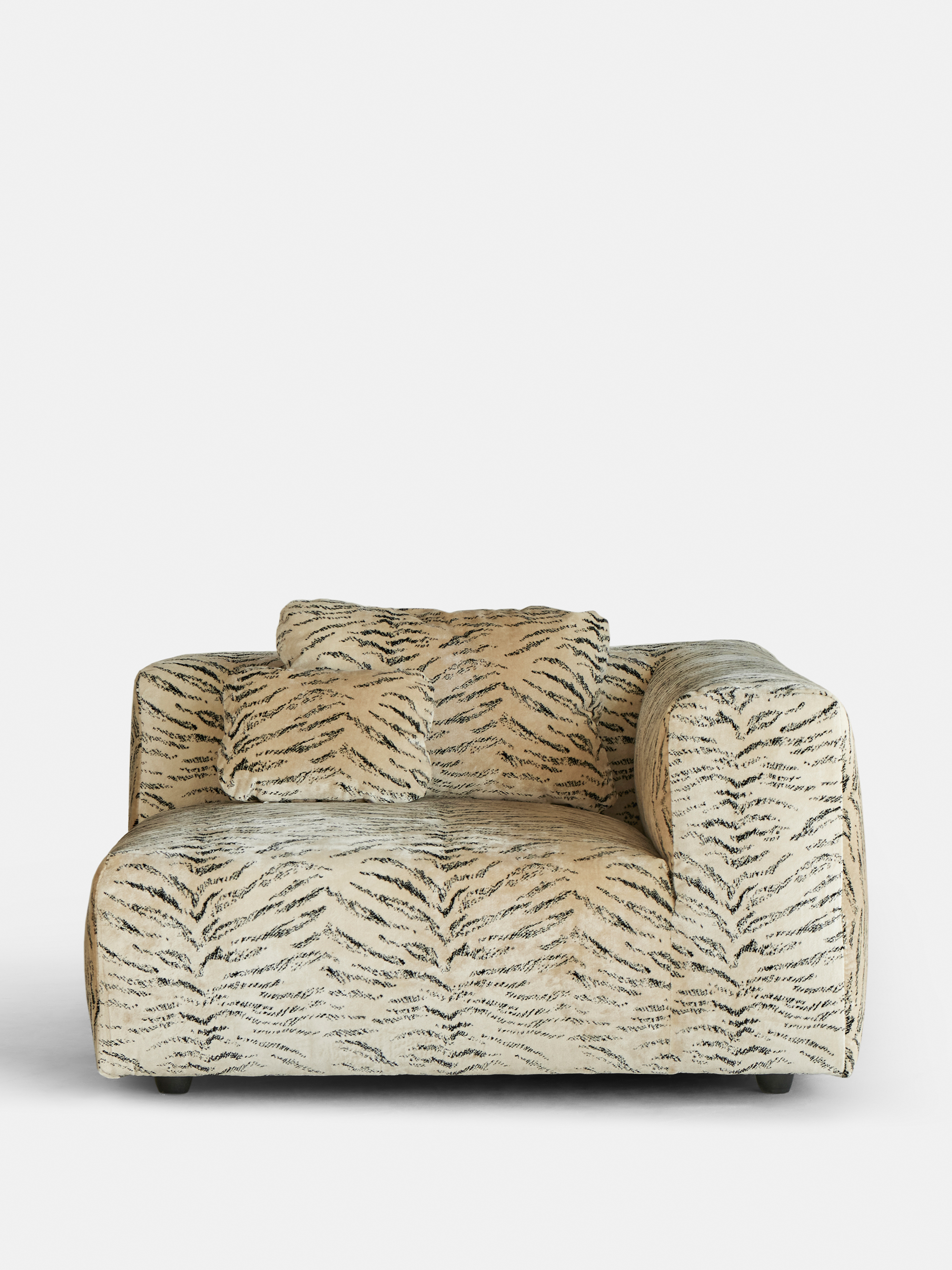 59886 384965a838 70s Sofa 6 Portrait