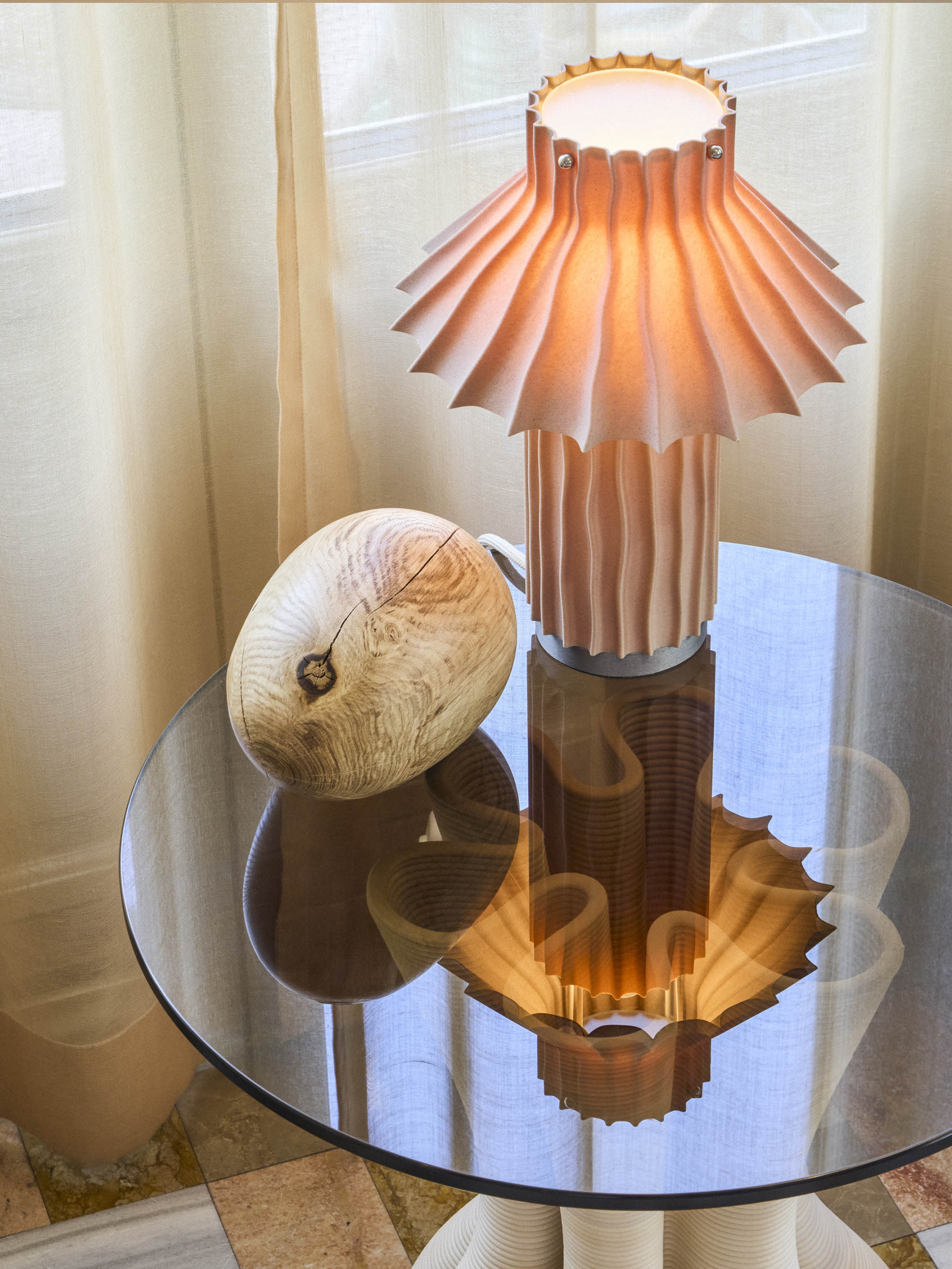 61213 A6668b2277 Kakta Table Lamp Small Linen Hyfer Objects 4137078 Portrait
