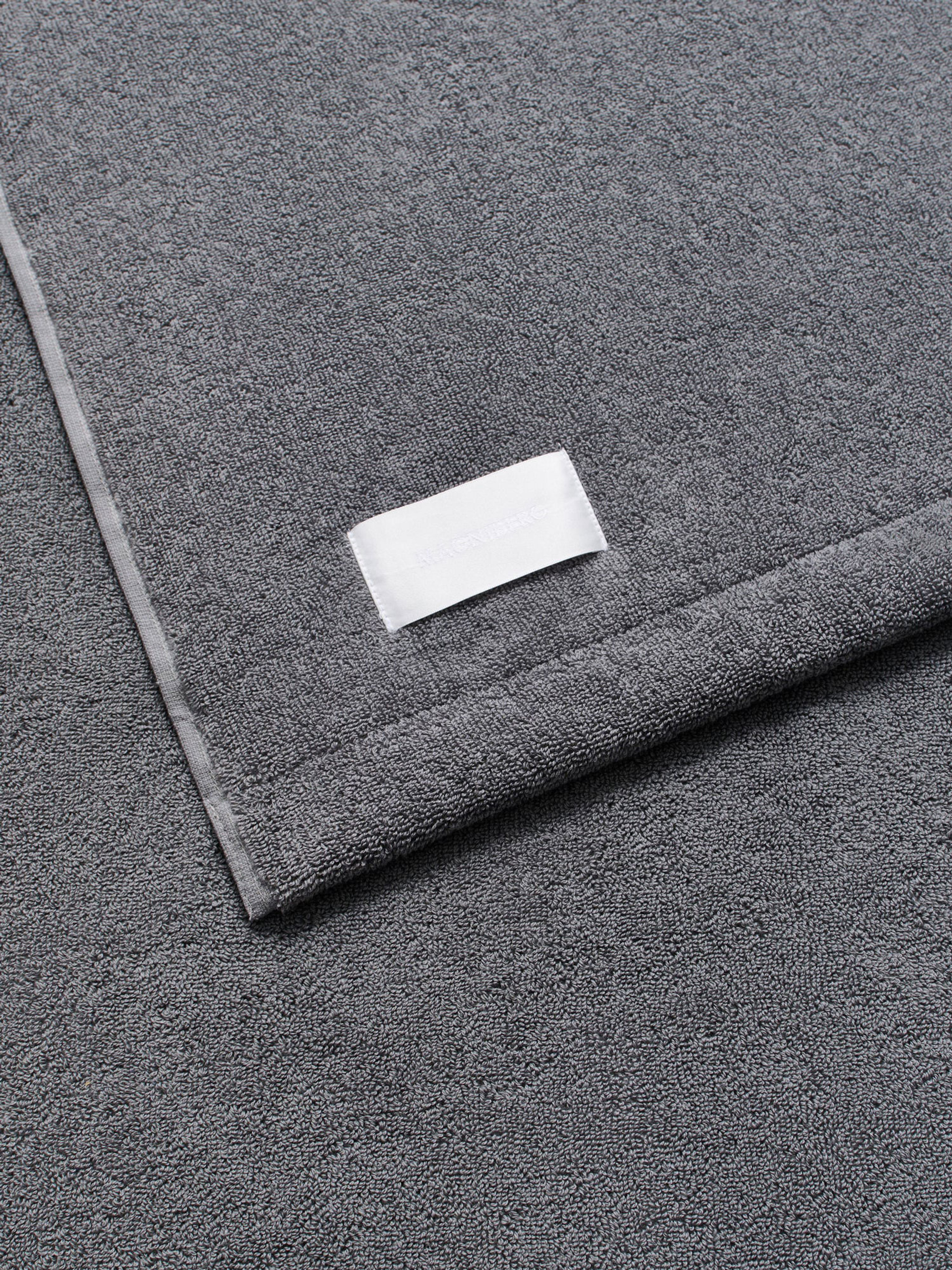 61241 Cd00307bd4 Gelato Bath Towel Sheet Salmiak Grey 004 4c4c30d0 Ed37 4baa B4e4 945b6c355c42 1800x137419 Portrait