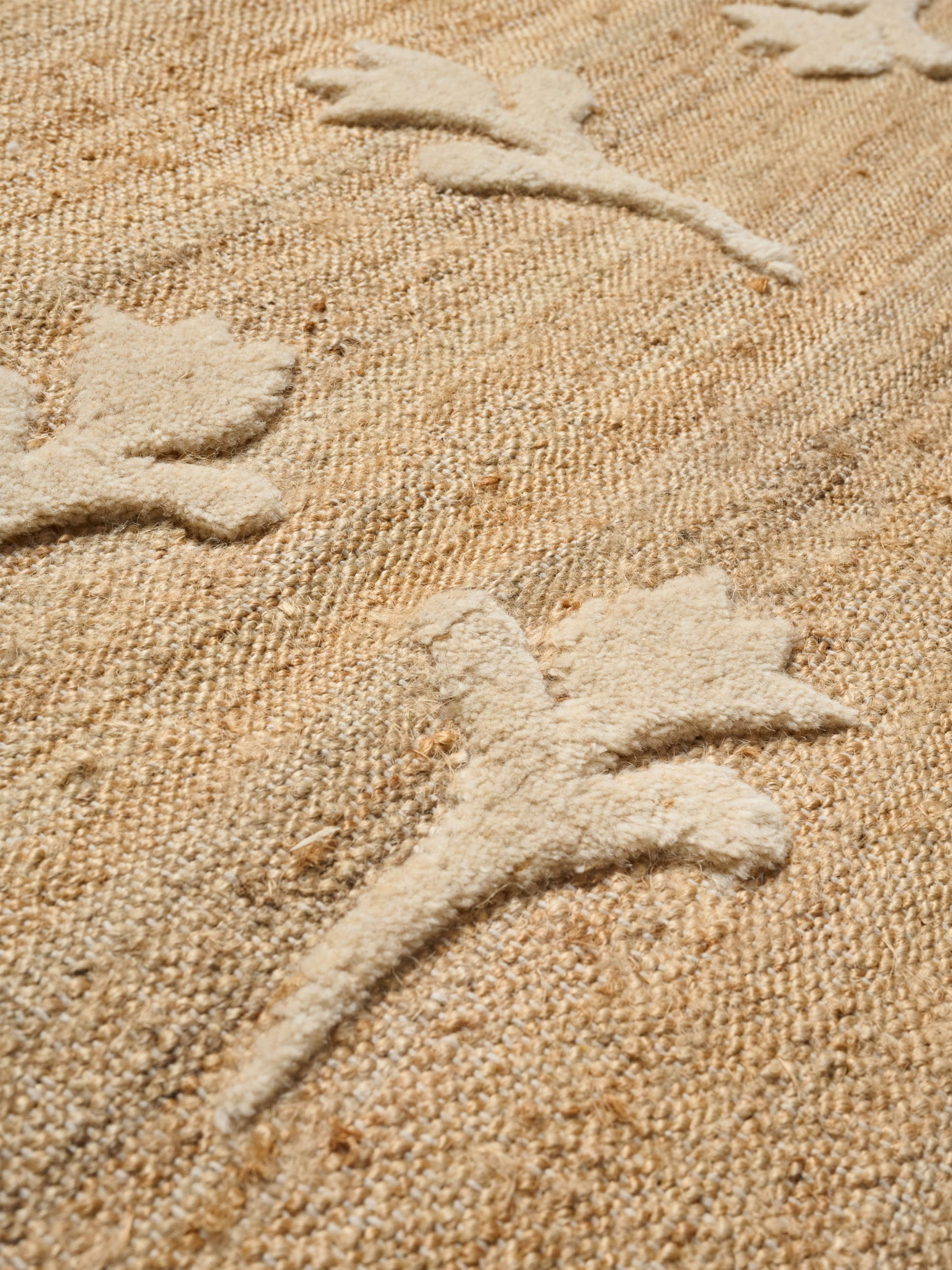61903 440ab33f11 Rug No 31 230x280 Detail Portrait