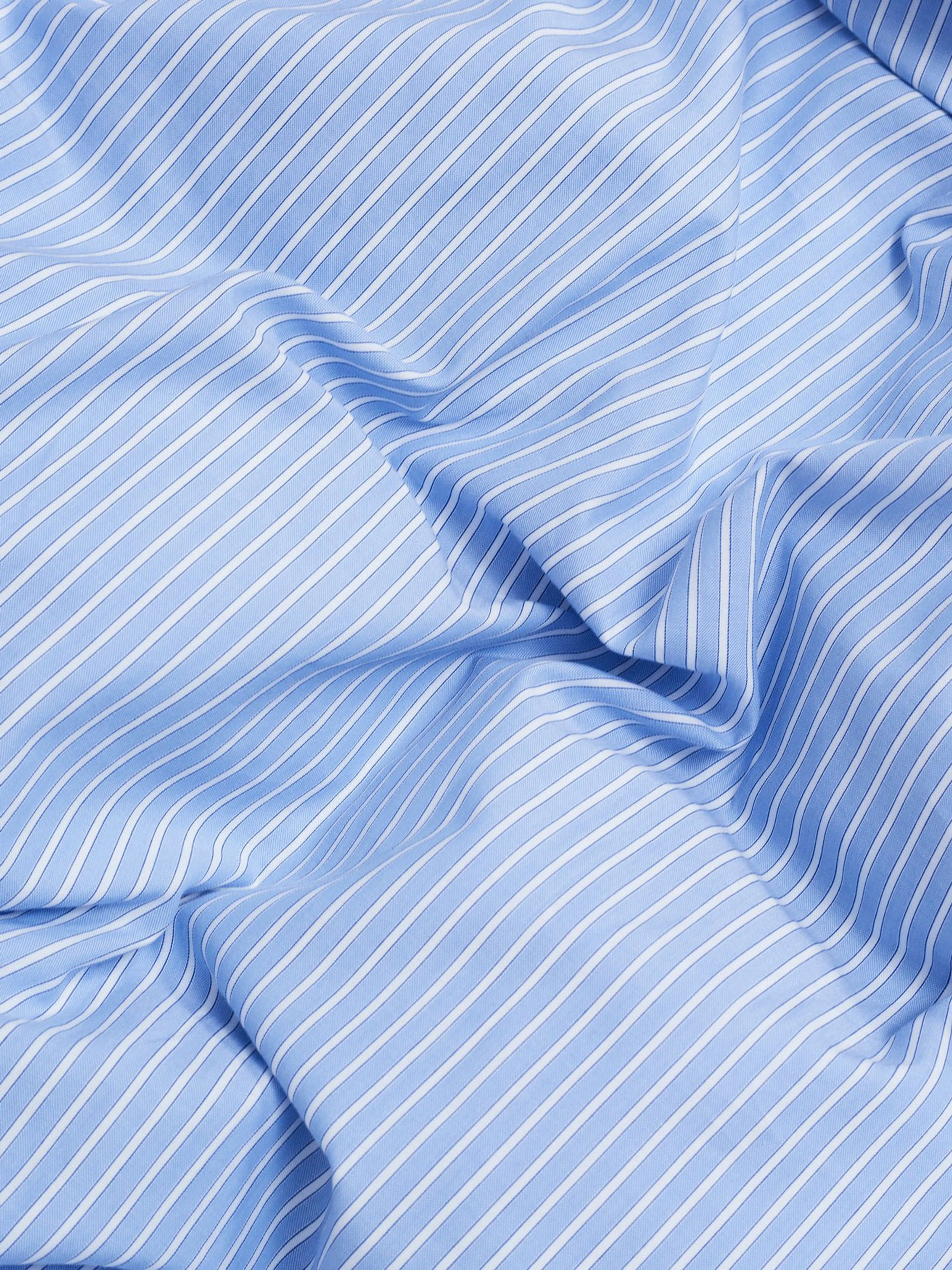 61904 2696caea60 34576 499cf3bdeb Magniberg Wallstreet Oxford Stripe Light Blue 044 Lowres 1400xprogressive54705 Zoom139037 Portrait