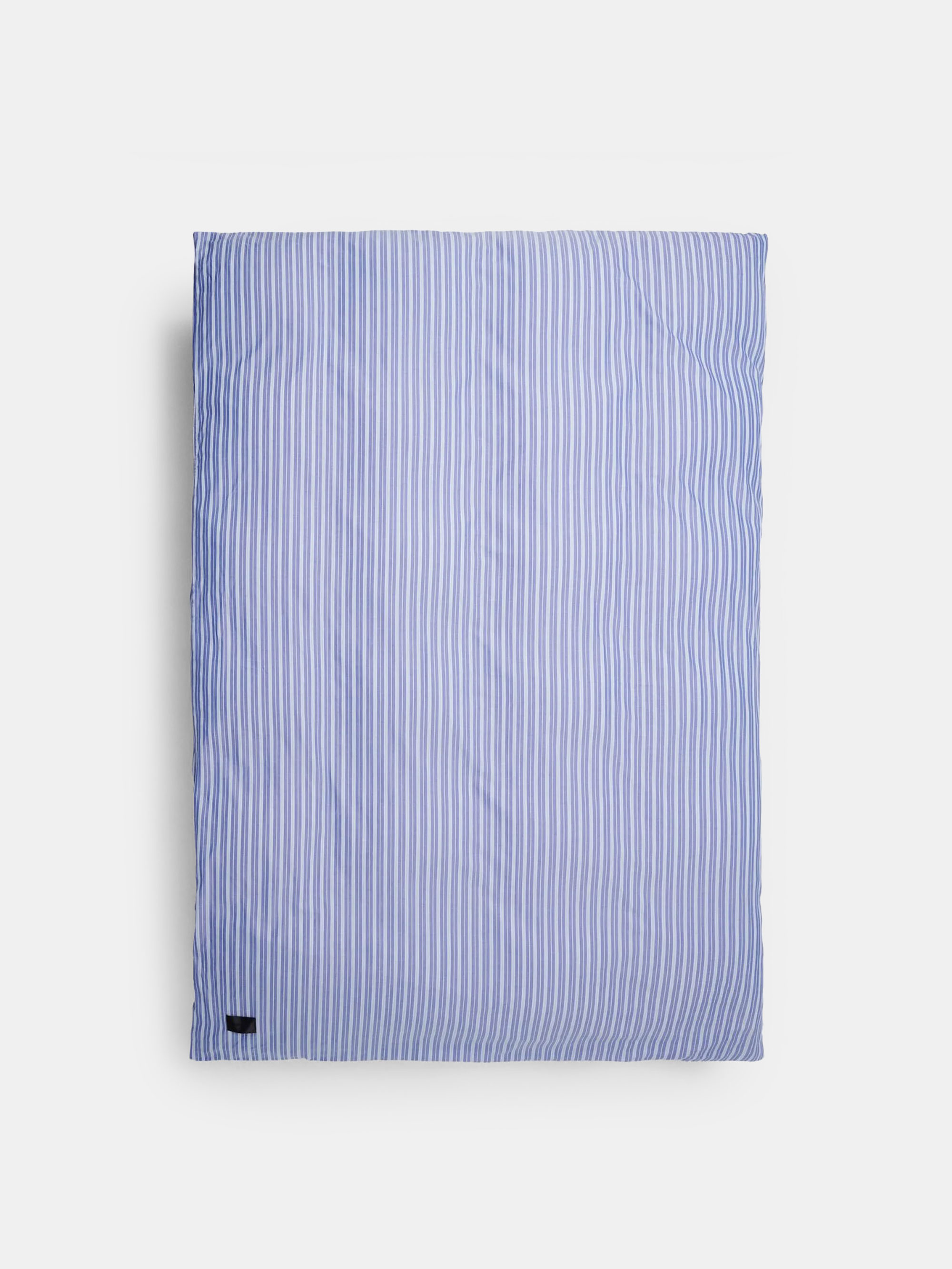 61910 A301716dd6 34575 9a01411e84 34575 8e7217066d Magniberg Wallstreet Oxford Stripe Medium Blue 013 Lowres 7bfe698c 2d80 438c 992d Fe33bc4a1b32 1400xprogressive54759 Zoom Original139078 Portrait