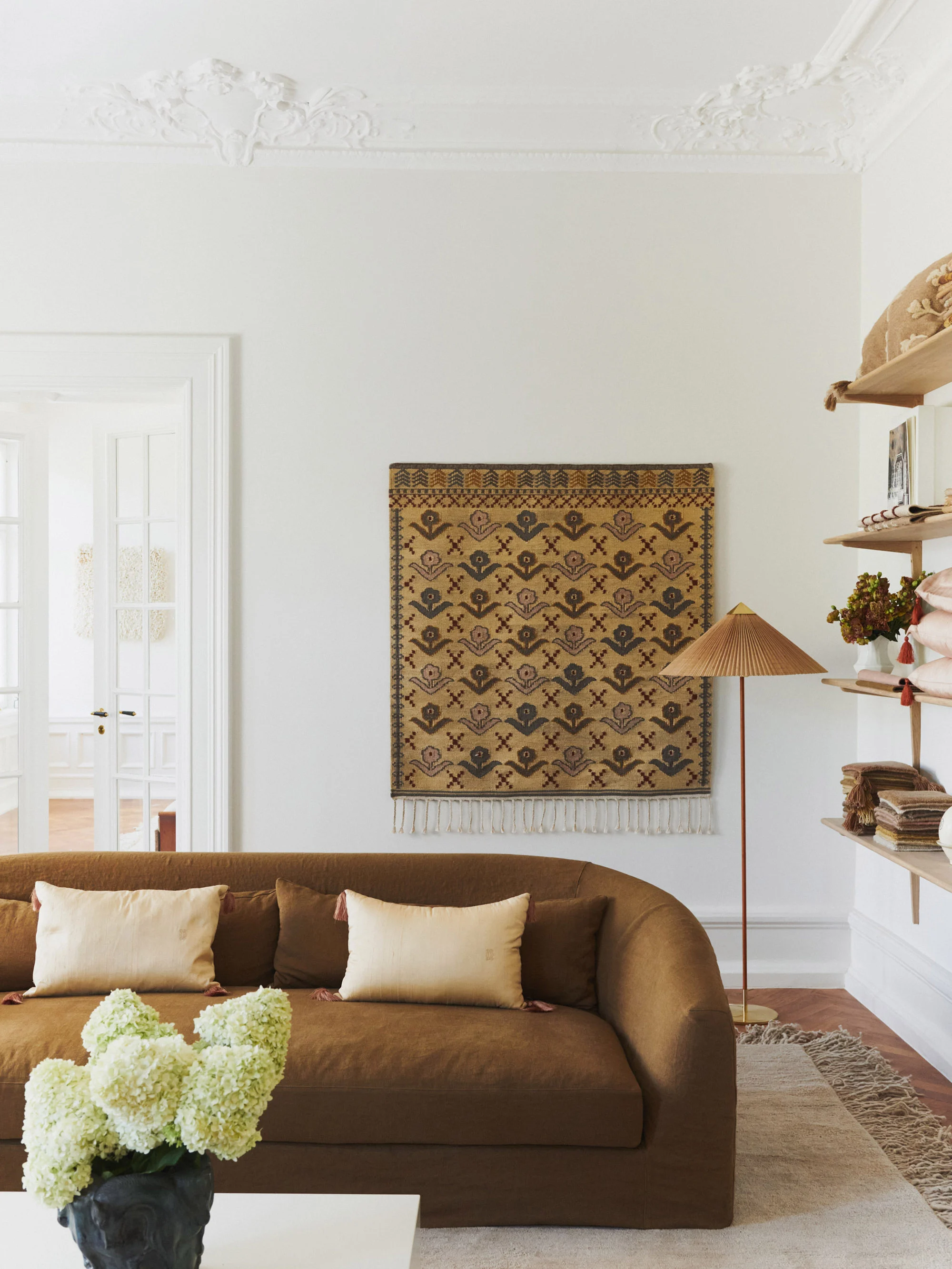 61978 3e2f84d6c0 Porcelain Tapestry No07 130 X 135 Cm In Situ 2 Portrait