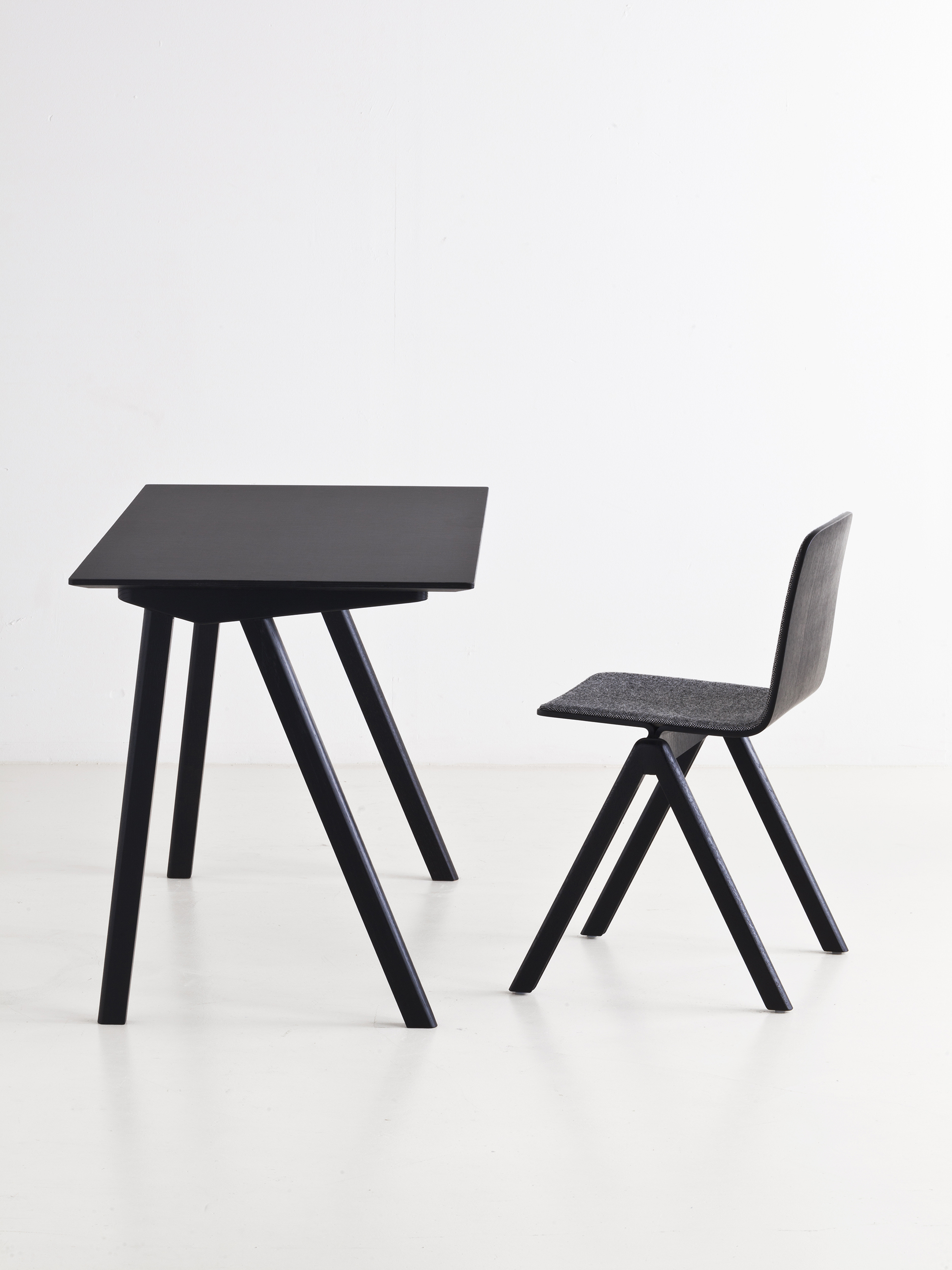 6291 3d98c7d1cc Tatico05 1 Tati Console 65 Anthracite Limestone9337 Portrait